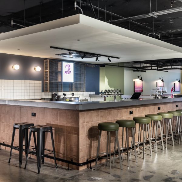 Lazy Lee Urban Eatery – Ballpoint Construction Group